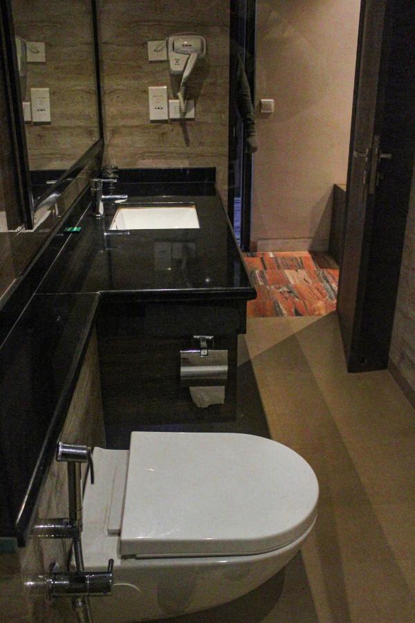I-Towne' - A Unit Of Hotel Shivam International Deoghar Exterior foto